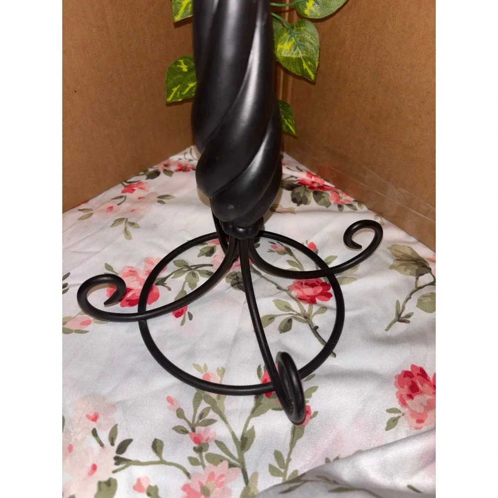 2 Wroth  Iron Tabletop Display Stand Twisted Column Scrollwork Jewelry
